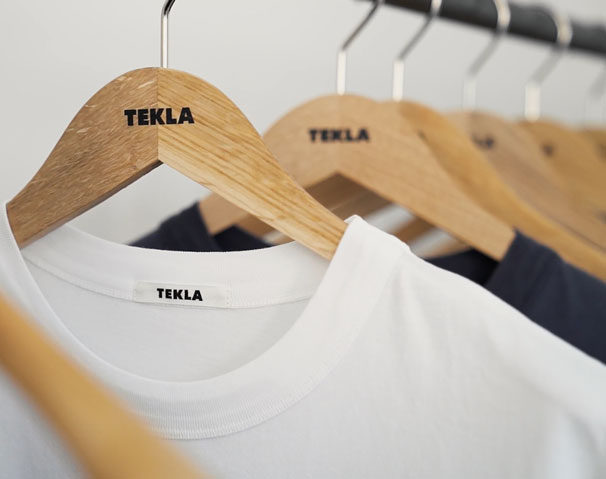 Tekla t-shirt on hanger